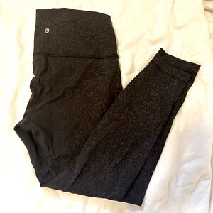 Lululemon leggings 🖤